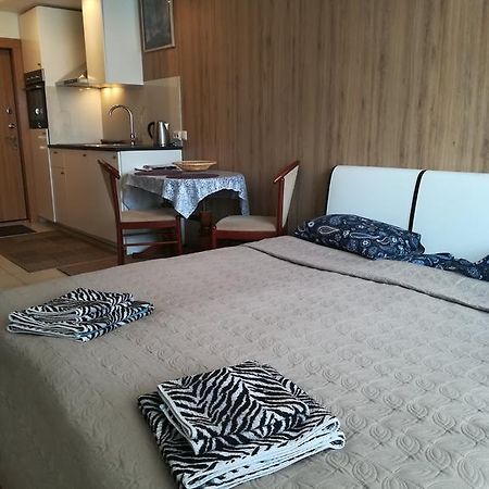 Apartment Vilnius Zemaitijos Bagian luar foto